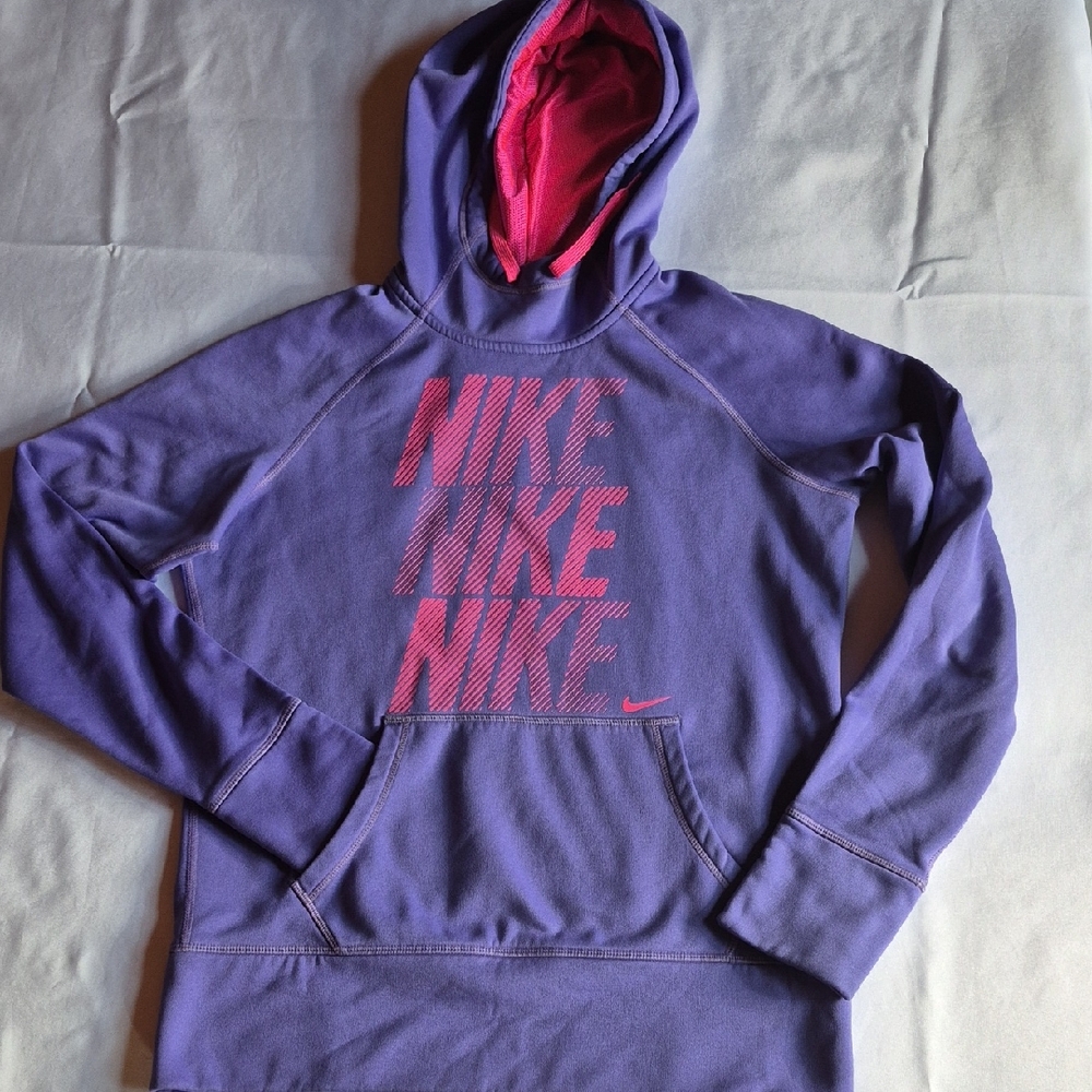 Nike Lavender Hoodie with Pink Accents Size M. Therma-Fit